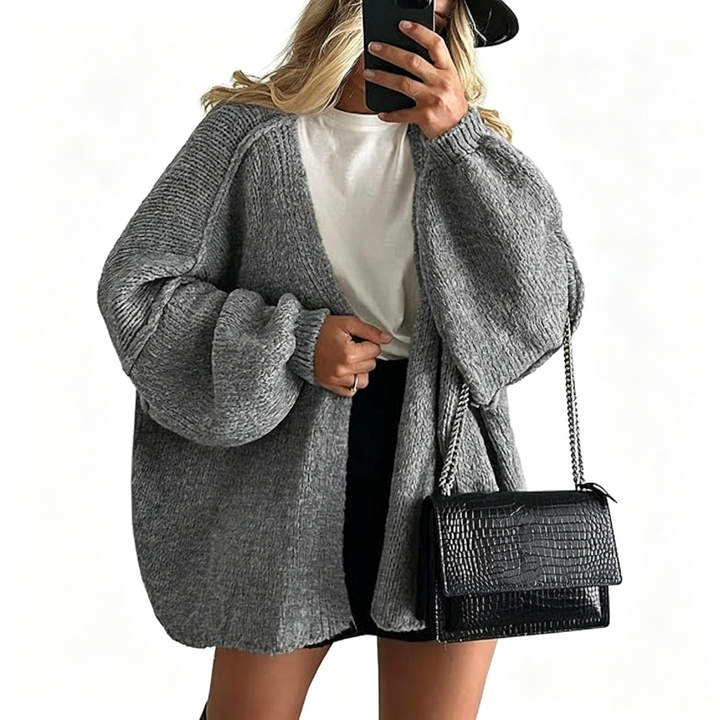 Women’s Chunky Knit Cardigan – Relaxed Fit